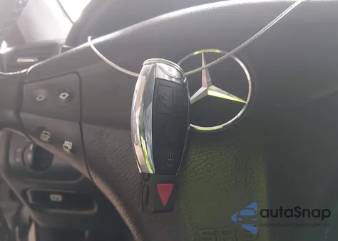 2004 Mercedes-Benz C 230 Kompressor Sport/Sport from USA, damaged, VIN WDBRF40J04A581570